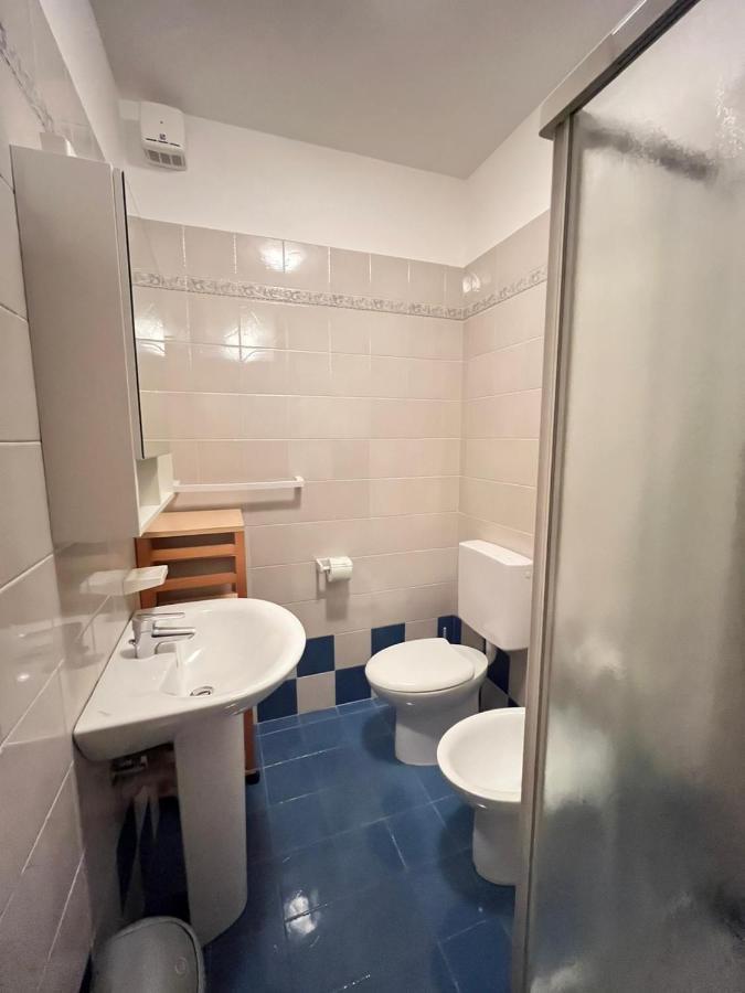 Apartment Blu Residence لينانو سابيادورو المظهر الخارجي الصورة