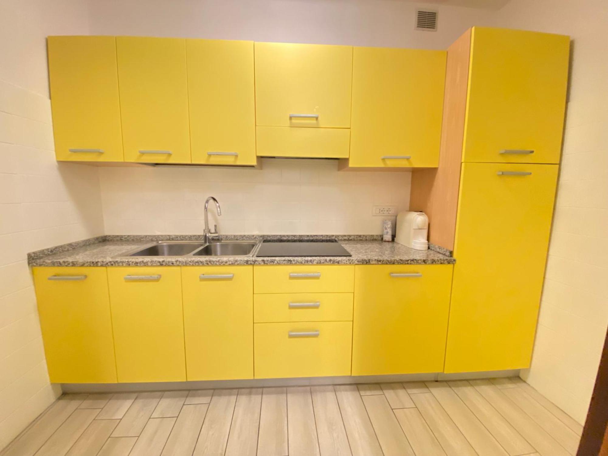 Apartment Blu Residence لينانو سابيادورو المظهر الخارجي الصورة